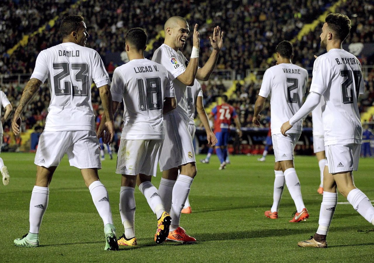 El Real Madrid gana al Levante en Liga