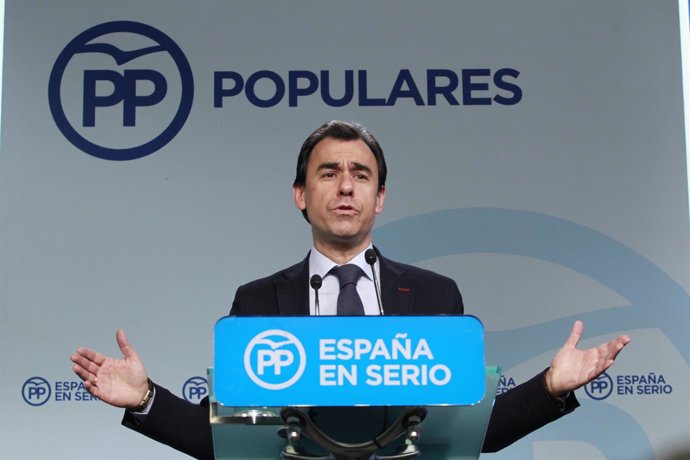 Fernando Martínez Maillo en la sede del PP