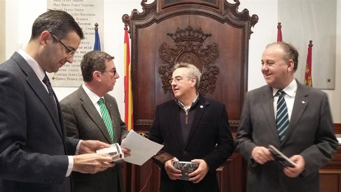 El concejal de Turismo presenta campaña Semana Santa de Lorca