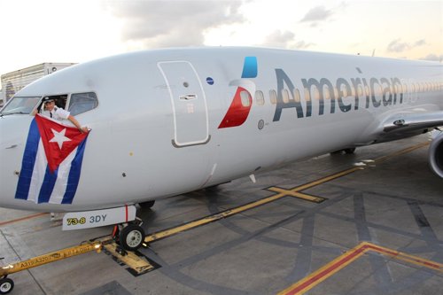 AA solicita volar a La Habana