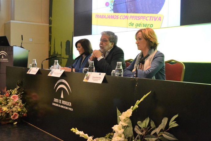 María José Sánchez Rubio y Carmen Ortiz en las jornadas sobre igualdad