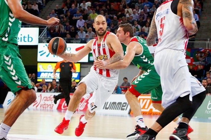 Spanoulis en el Laboral Kutxa Baskonia - Olympiacos