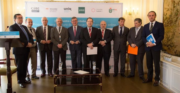 NOTA DE PRENSA: La Universidad Isabel I En El II Encuentro Universidades Online.