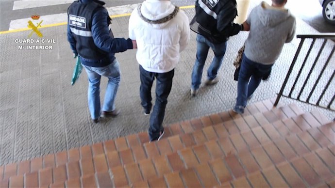 Detenidos en la operación