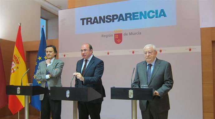 Lizcano, Sánchez y Molina presentan Portal Transparencia