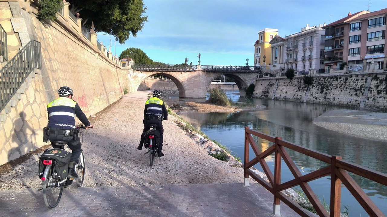 La patrulla ecológica de la Policía Local de Murcia