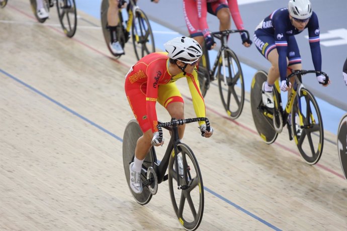 La ciclista española Leire Olaberria en el Mundial de pista