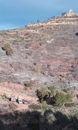 El incendio en Sierra Calderona, ya cintrolado, esta mañana
