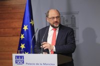 Schulz avisa a Davutoglu de que "la libertad de prensa no es un elemento negociable"