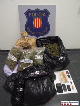 Marihuana encontrada por los Mossos d'Esquadra en un control de tráfico