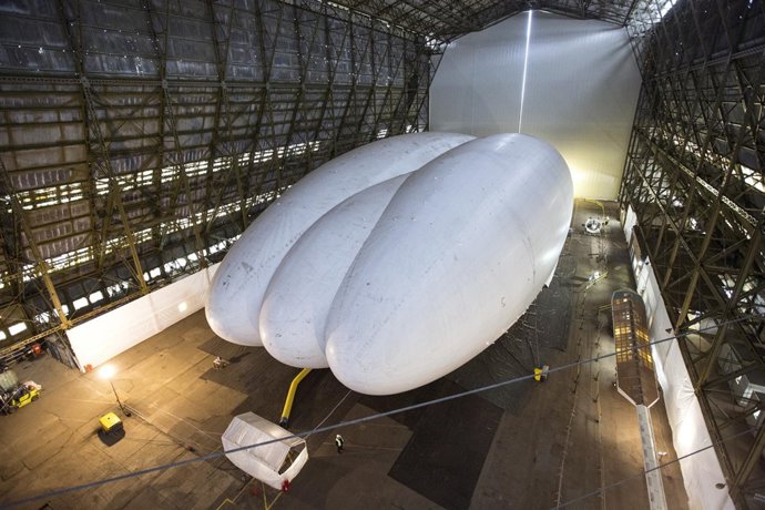 El Airlander 10, el avión más grande del mundo