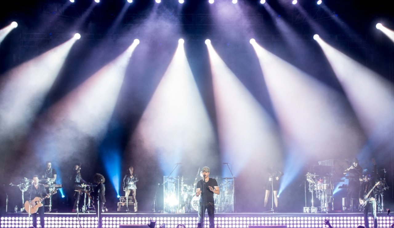 Enrique Iglesias triunfa en Starlite México