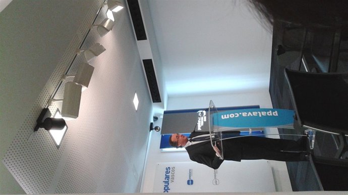 Rueda de prensa del presiente del pp vasco, alfonso alonso