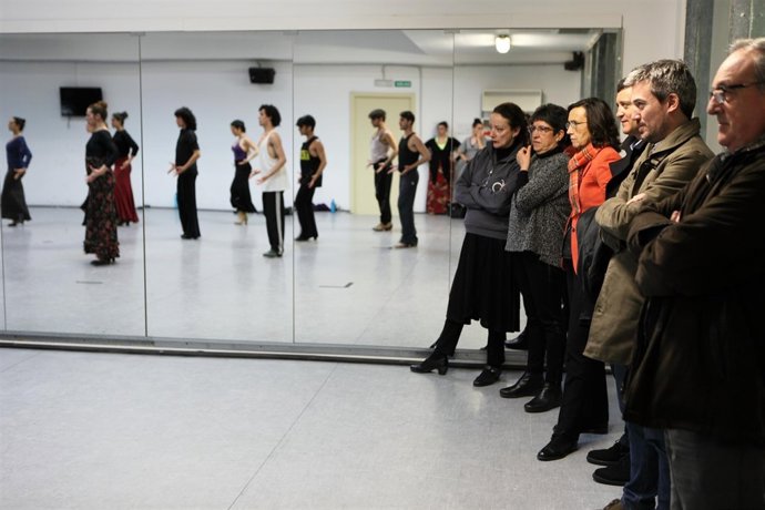 Rosa Aguilar visita el CAD en Sevilla