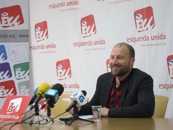 Ramón Vázquez, miembro del consejo político de Esquerda Unida y diputado de AGE