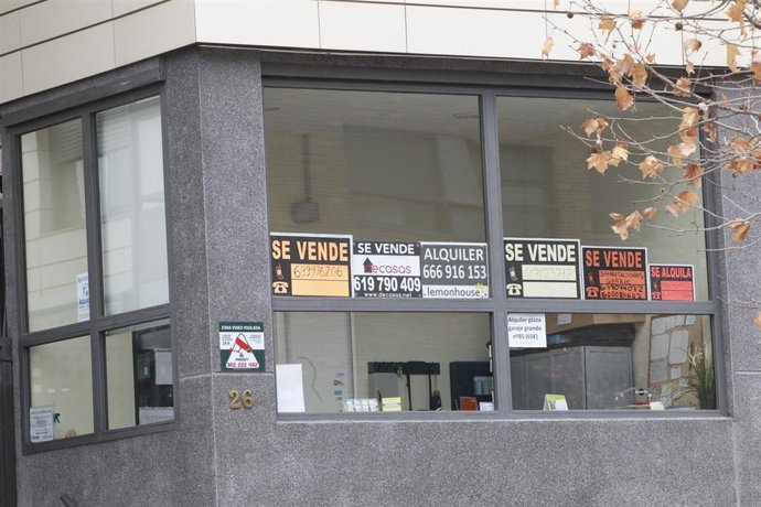 Piso y vivienda en alquiler