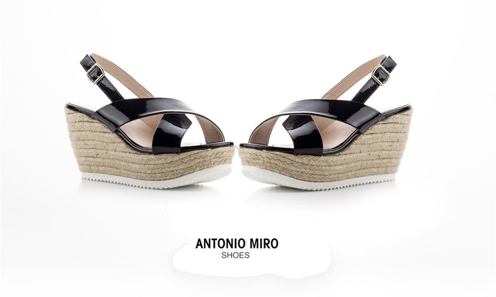 COLECCIÓN ANTONIO MIRO PARA PRIVALIA