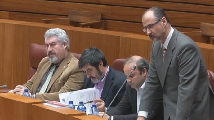 Luis Fuentes, en las Cortes de CyL. 