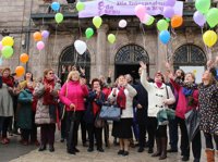Torrelavega conmemora el Día de la Mujer con un manifiesto en defensa de la igualdad
