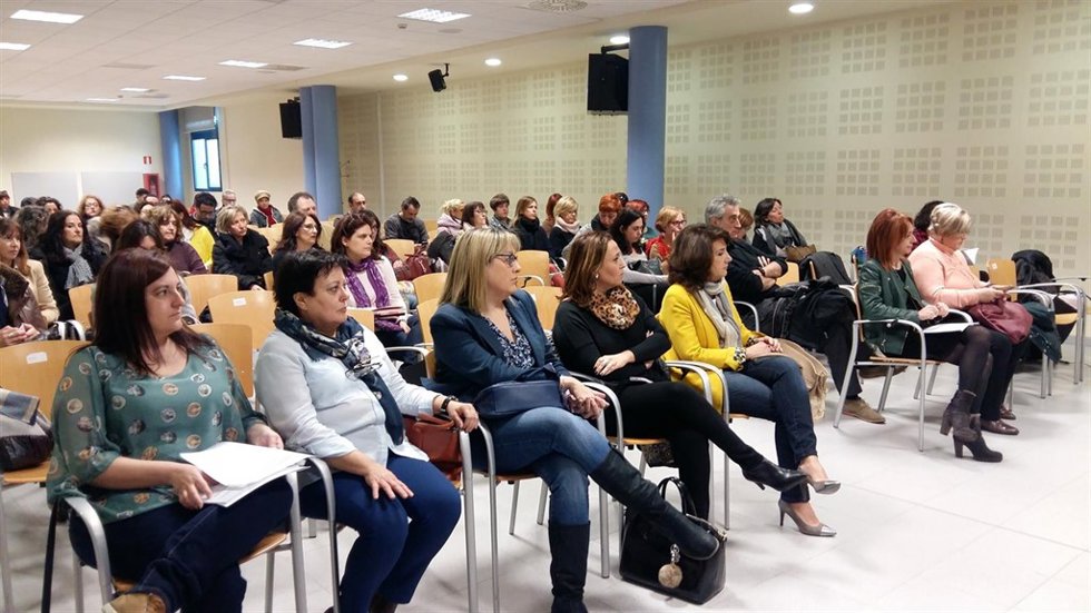 La consejera Mayte Pérez en un acto el 8 de marzo