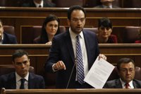 PSOE cree que suprimir 'Diputados' del nombre del Congreso "es un tema a considerar"