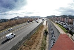 Sant Andreu de la Barca comprobará si la pantalla acústica de la autovía A-2