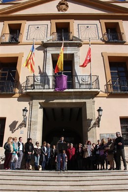 Lectura del Manifiesto en el Ayuntamiento de Paterna