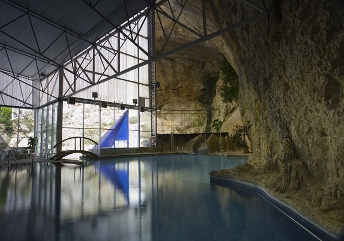 Piscina del Balneario Sicilia en Jaraba (Zaragoza)