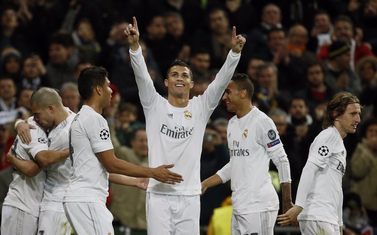 Cristiano Ronaldo celebra un gol ante la Roma en el Bernabéu