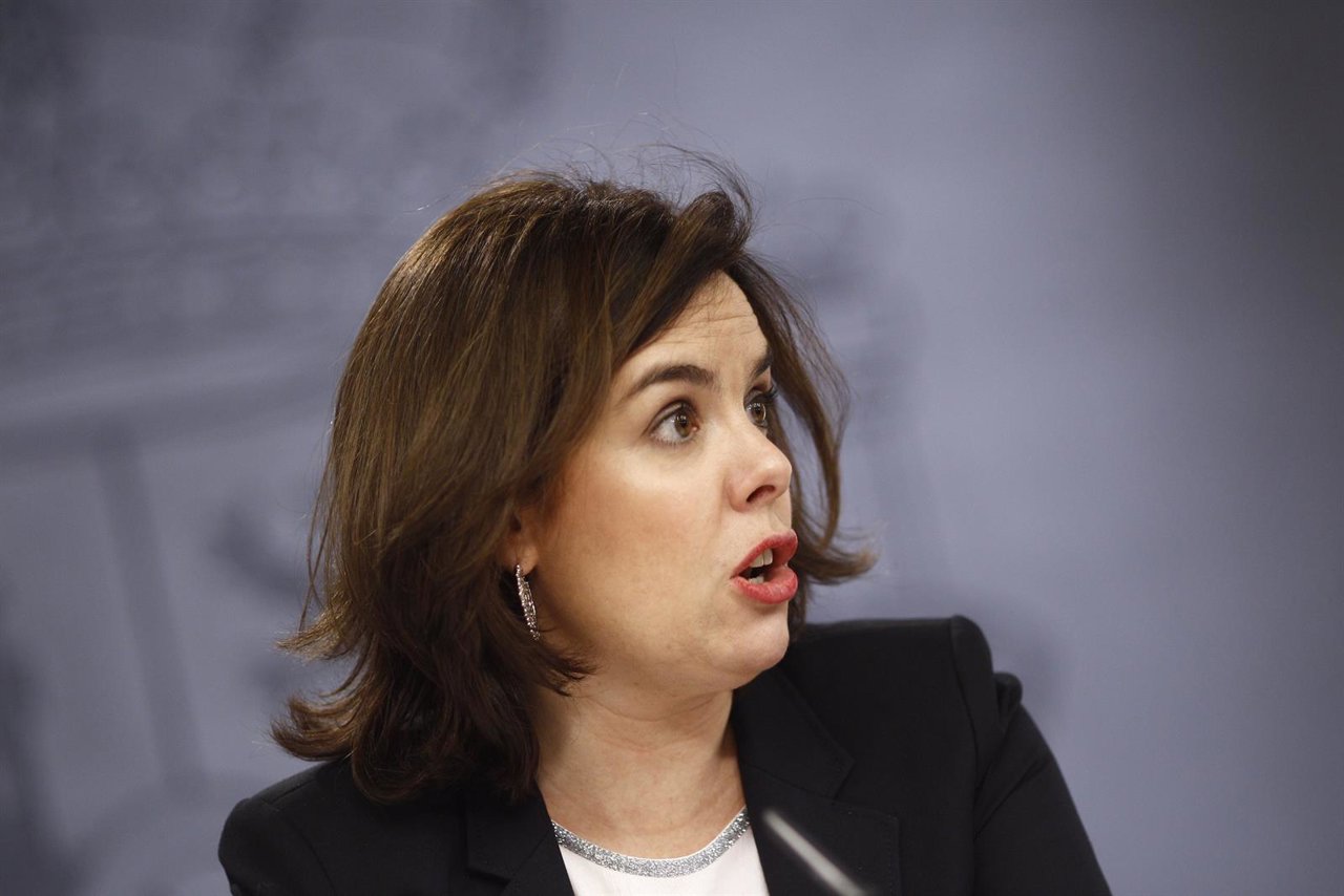 Soraya Sáenz de Santamaría tras el Consejo de Ministros
