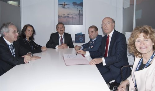 ENAIRE firma la implantación del Cielo Único Europeo