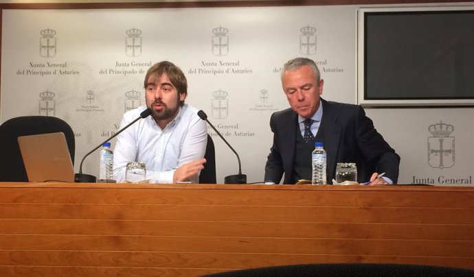 Ripa y Abando, durante la rueda de prensa.