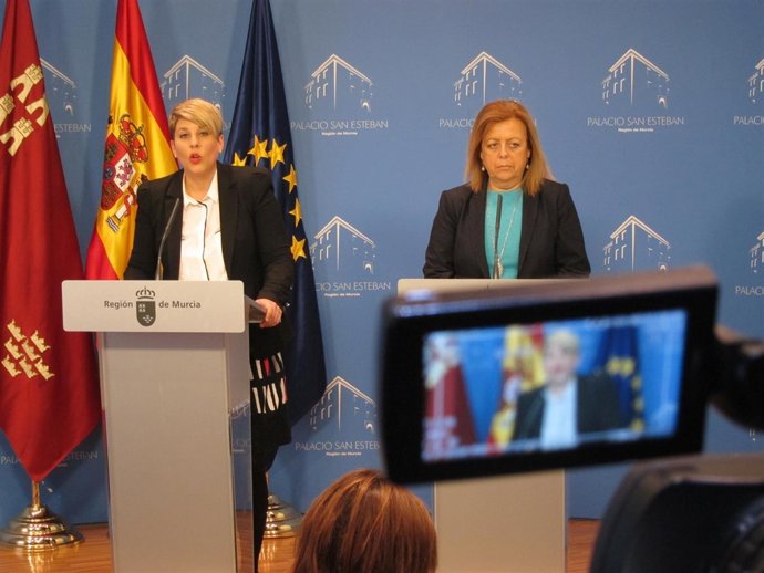 Noelia Arroyo se dirige a los medios en la rueda de prensa posterior al Consejo