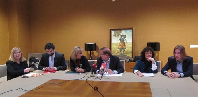 Grupos de la oposición con Satse y Colegio de Enfermería