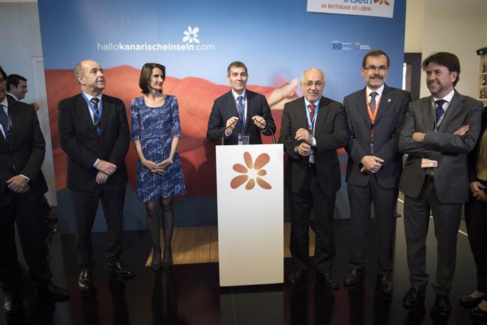 Fernando Clavijo inaugurando el stand de Canarias en la ITB de Berlín