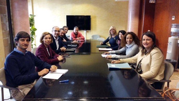 Representantes de los ayuntamientos de Calvià y Palma