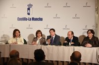 Page se ofrece como mediador entre Pedro Sánchez y Pablo Iglesias "para ver si se ponen de acuerdo"