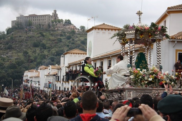 Procesión De La Virgen De La Cabeza De Andújar