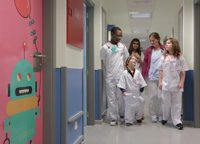 Enseñar a los niños a cuidar los riñones desde pequeños