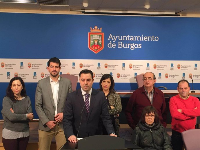 Concejales del PSOE en el Ayuntamiento de Burgos en rueda de prensa