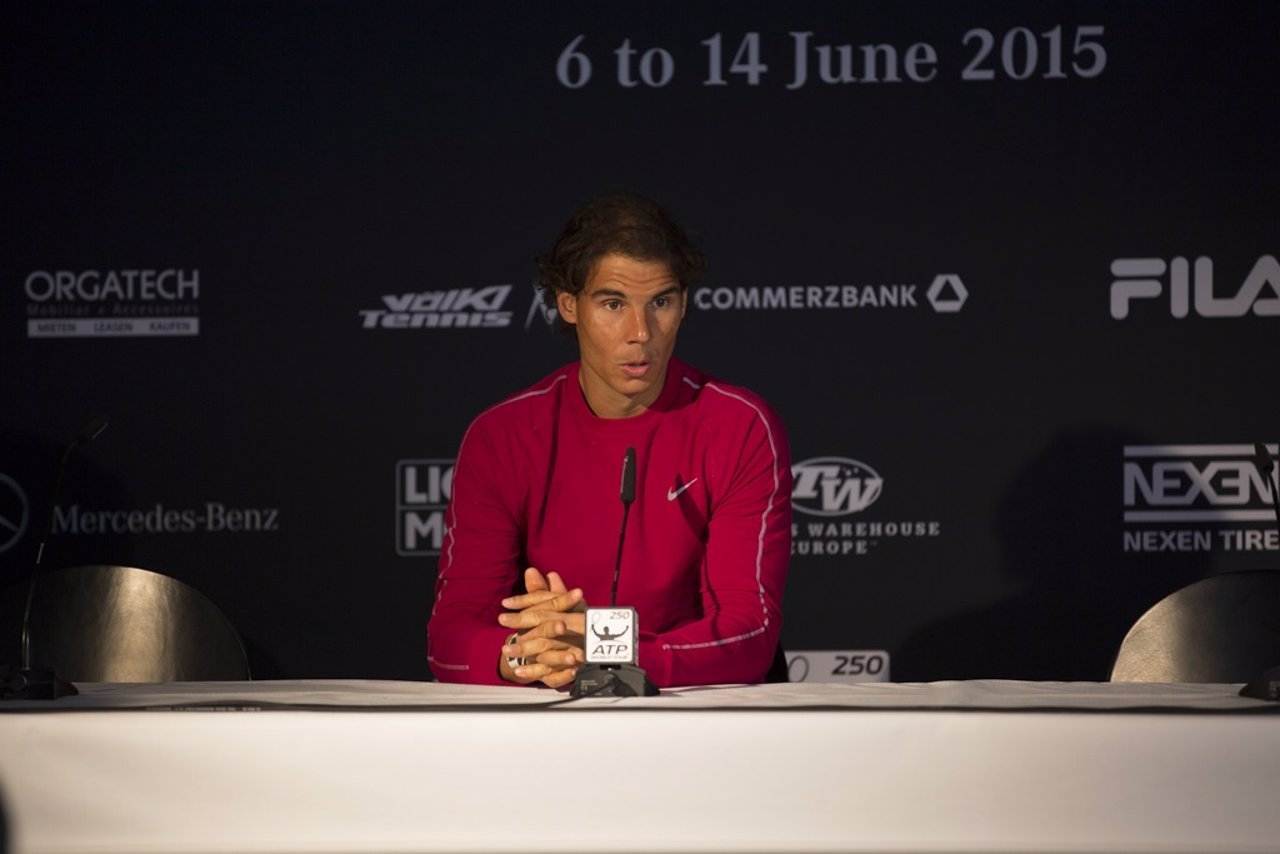 Nadal responde a la prensa en Stuttgart