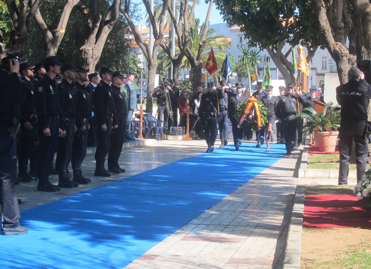 Acto de la Policía Nacional de Málaga en homenaje a agentes fallecidos