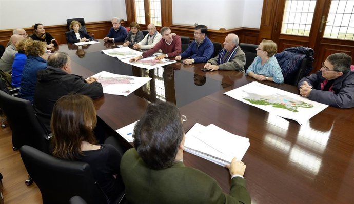 Reunión con asociaciones de vecinos sobre la revisión catastral