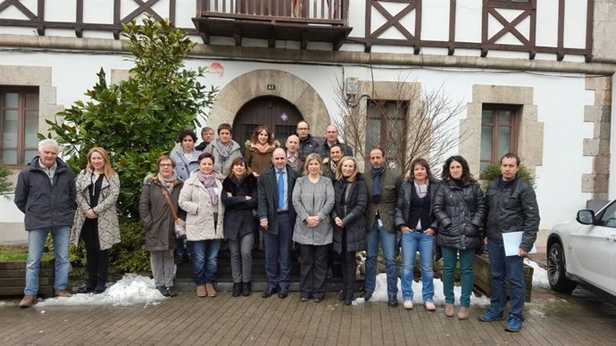 El vicepresidente Manu Ayerdi con agentes socioeconómicos de Lekunberri