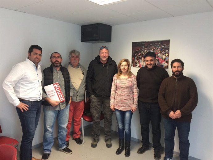 Diputados de Podemos reunicos con representantes de Cetursa