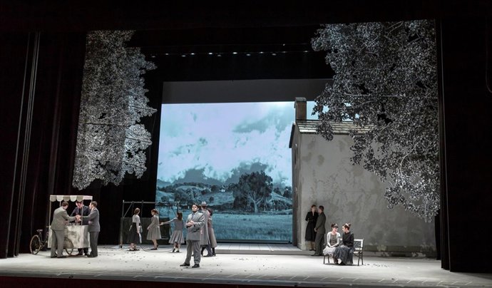NOTA DE PRENSA Y FOTOGRAFÍA: AUDITORIO ÓPERA