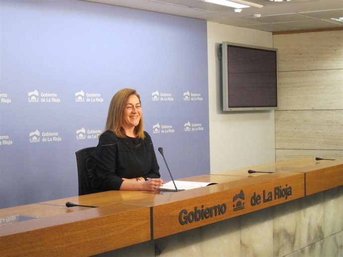 BEGOÑA MARTÍNEZ-ARREGUI