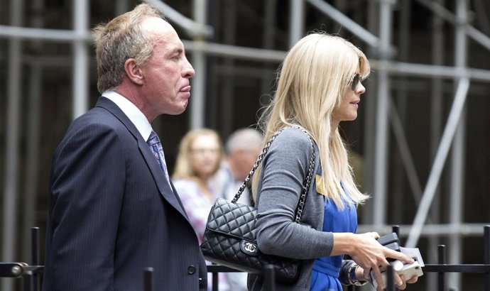 Elin Nordegren con su nueva pareja Christopher Cline