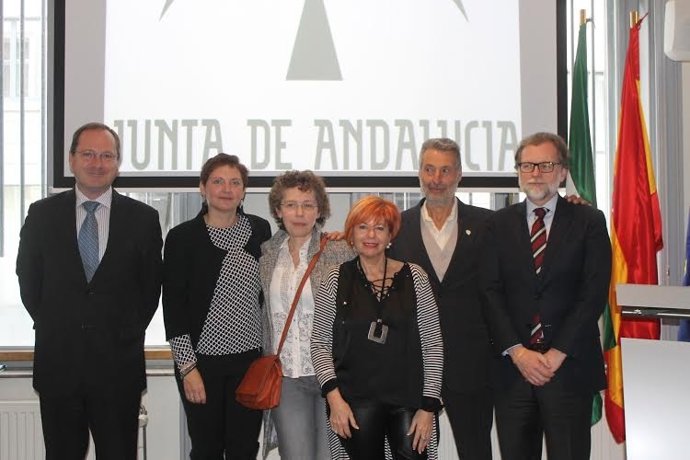 Representantes de la empresa onubense Dehesa Maladúa.