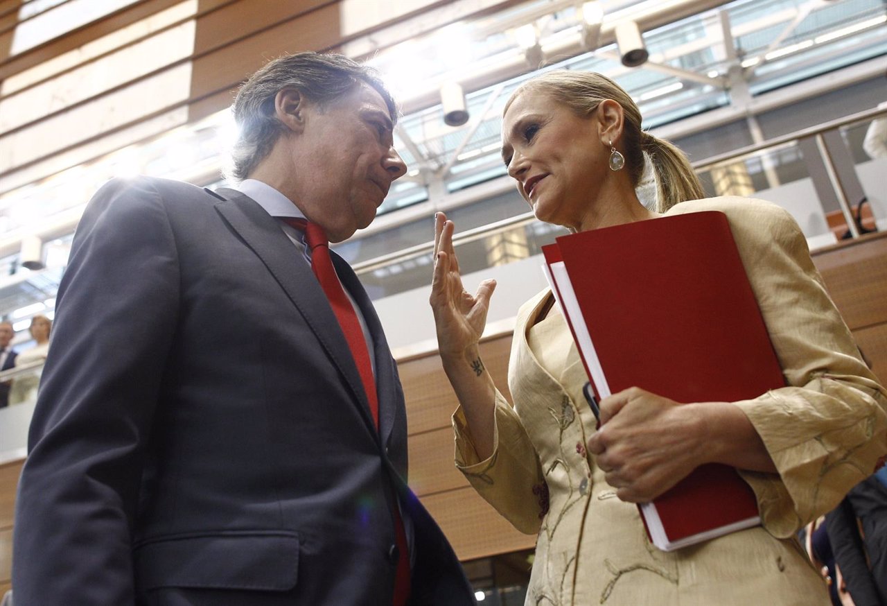 Ignacio González y Cristina Cifuentes en su debate de investidura